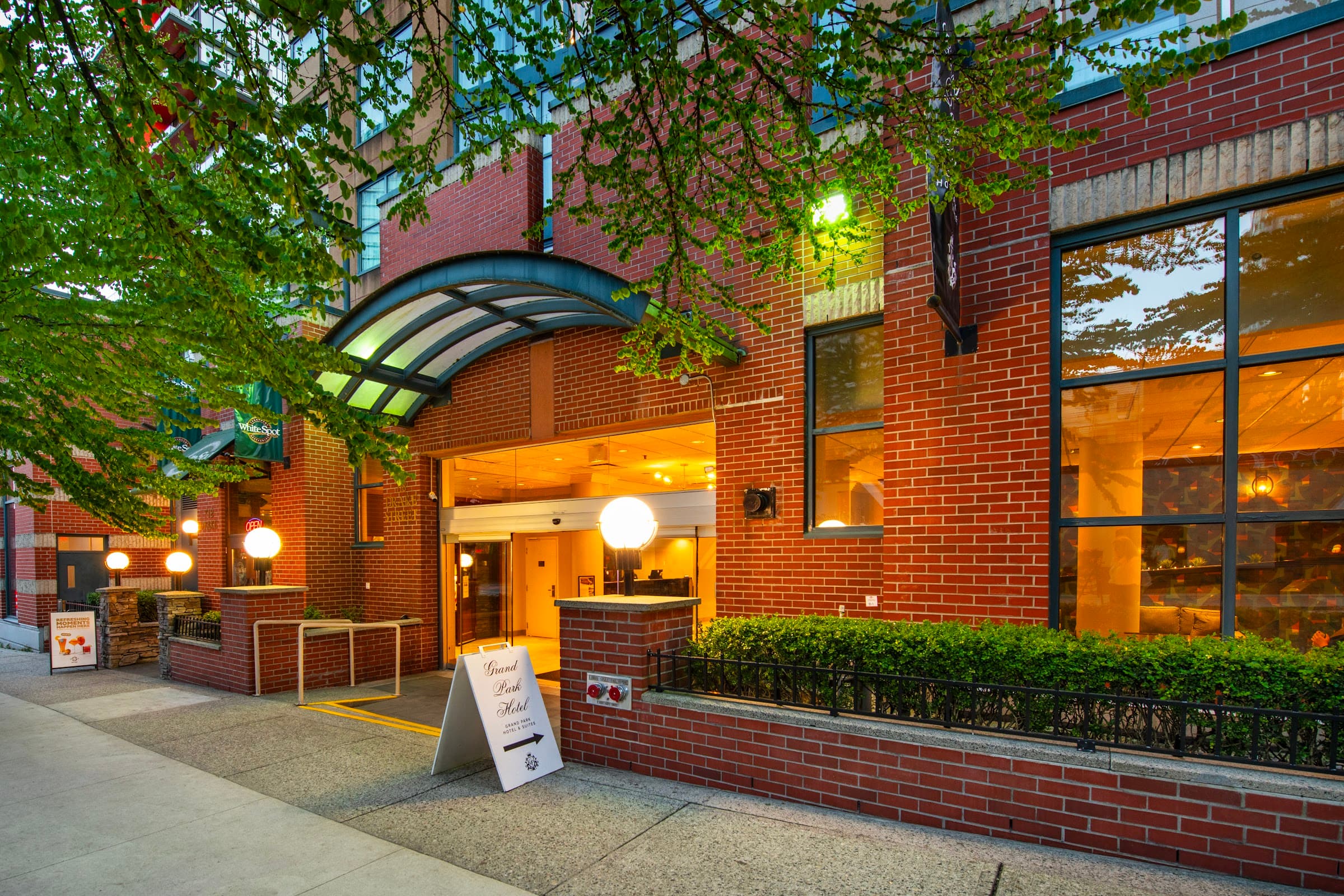 Grand Park Hotel & Suites Downtown Vancouver, Ascend Hotel Collection photo 5