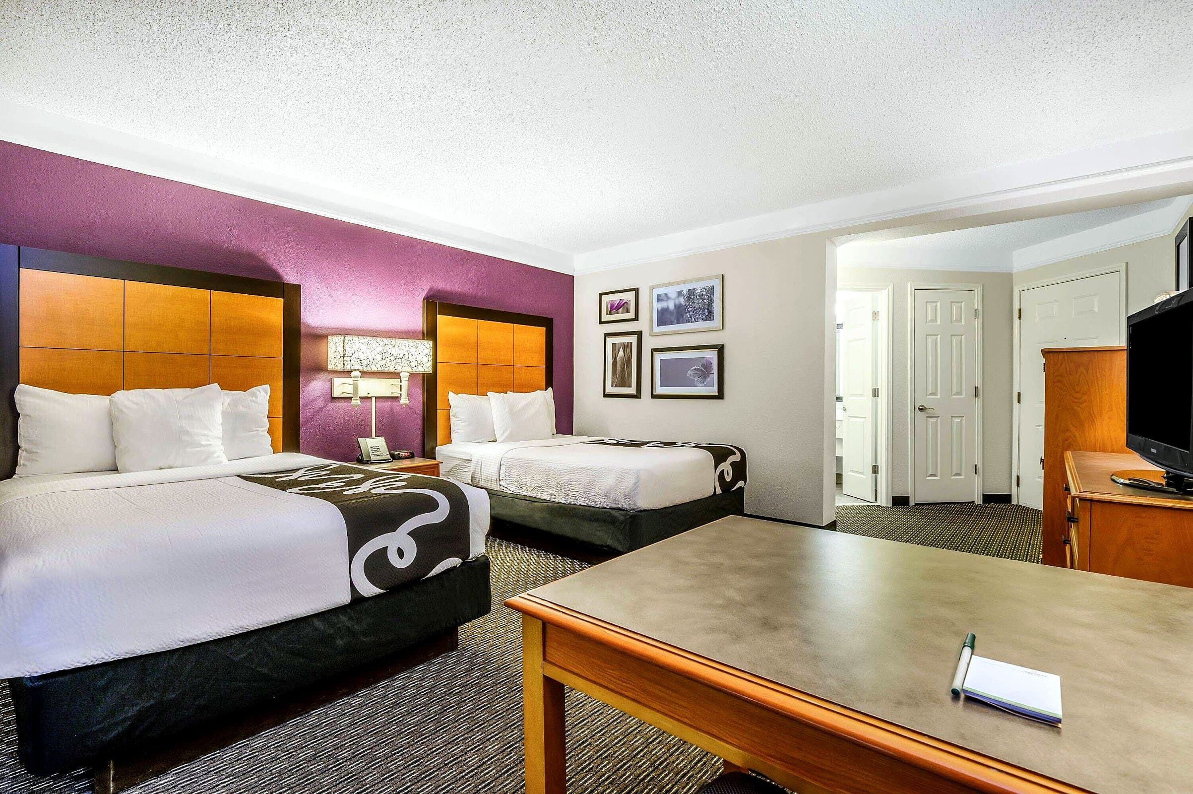 La Quinta Inn & Suites Myrtle Beach Broadway photo 2