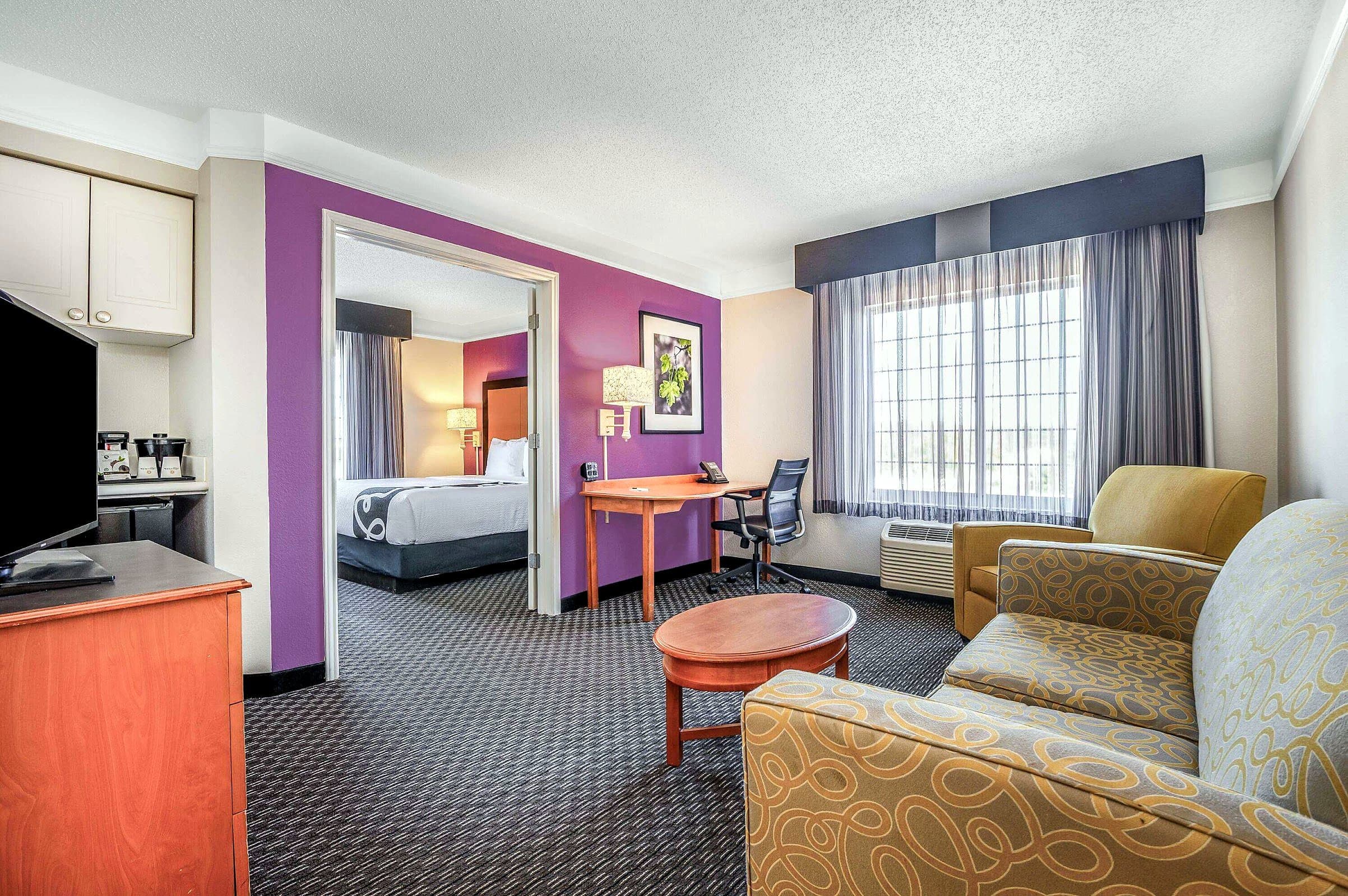 La Quinta Inn & Suites Myrtle Beach Broadway photo 5