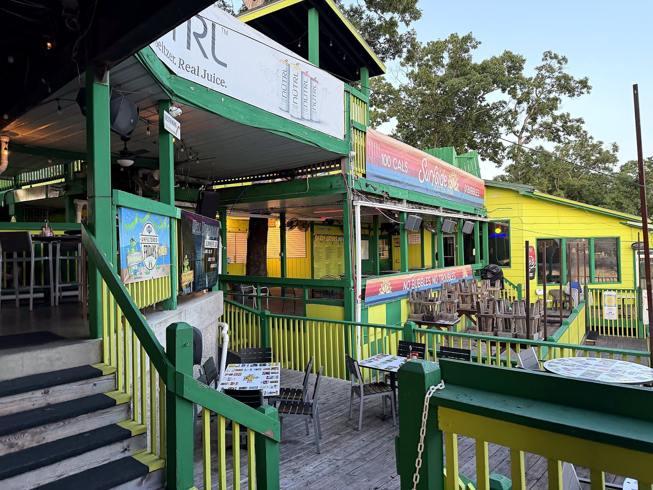 Shady Gator Bar